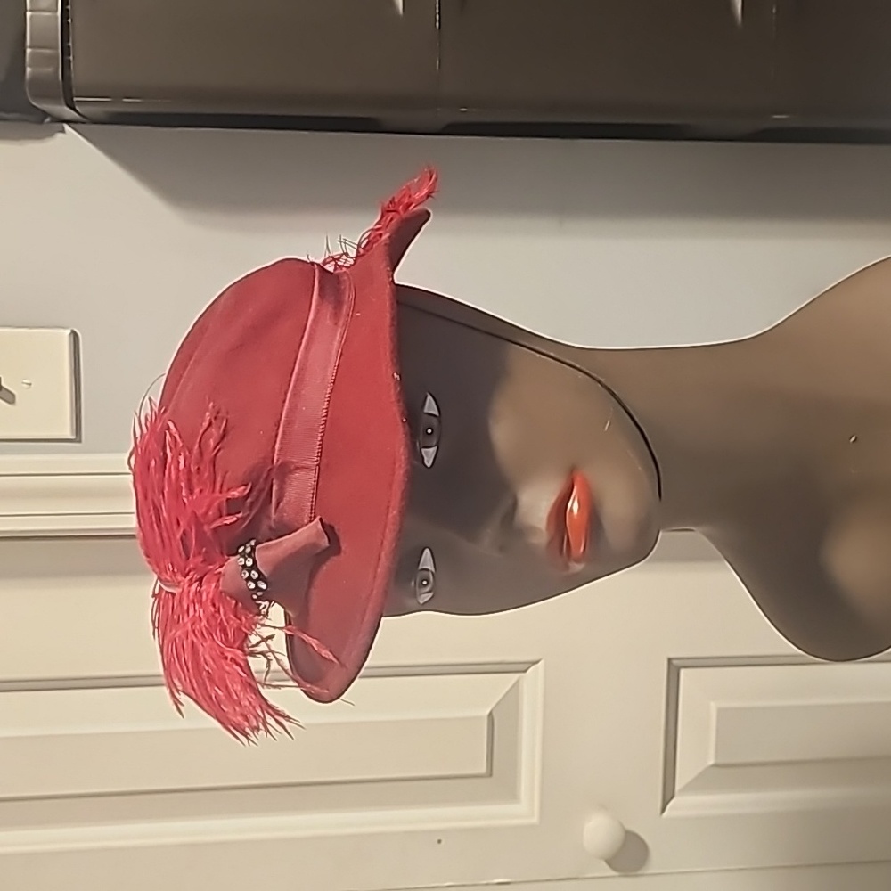 Lytton's 1930's Designer Hat w/Feather Design, Burgundy, Splendide 100% Wool